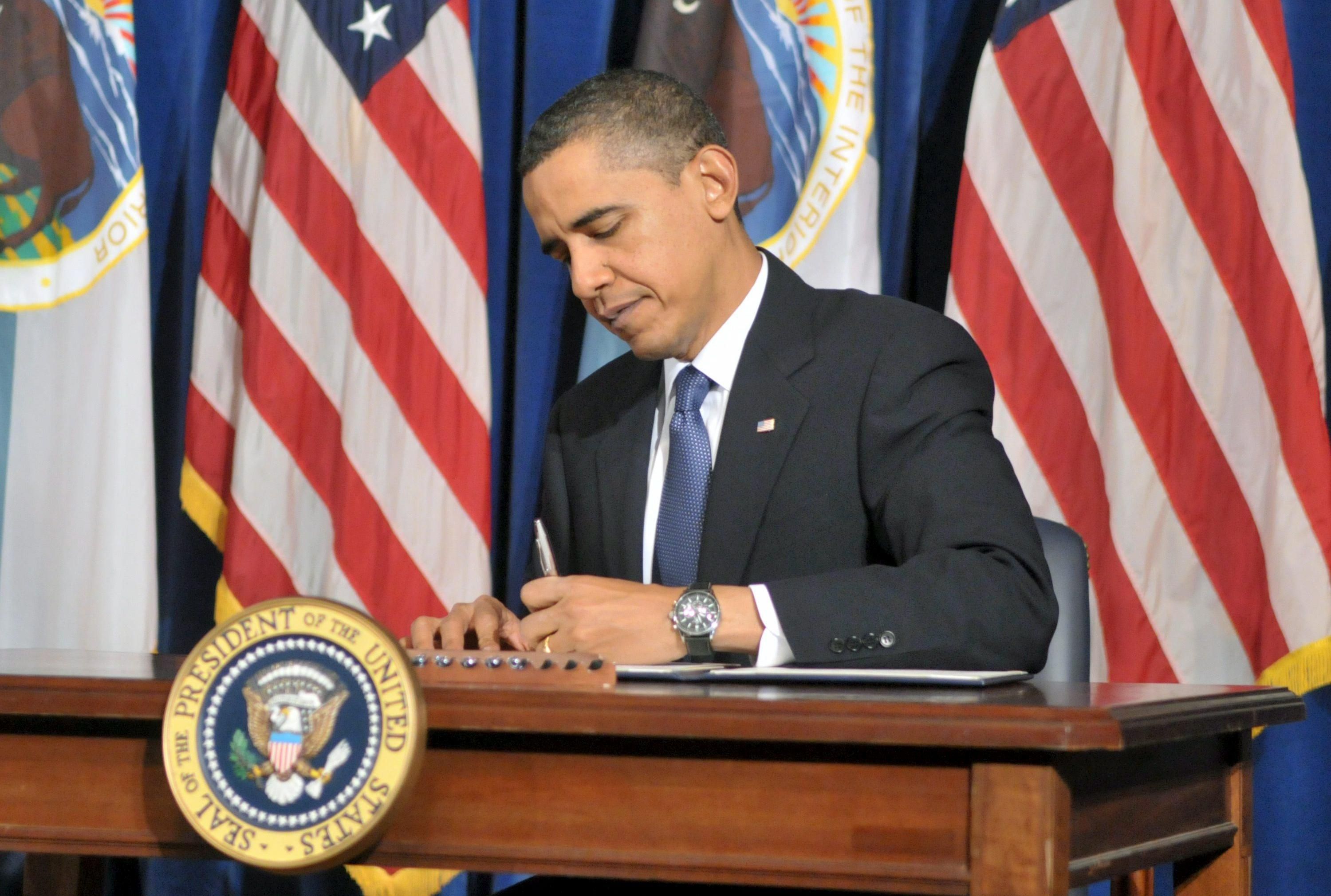 Obama aprueba rescate de Puerto Rico