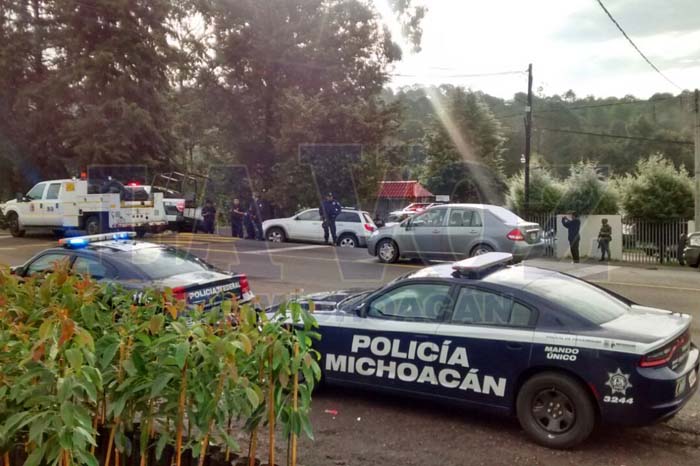 Encuentran cabeza con narcomensaje en Michoacán