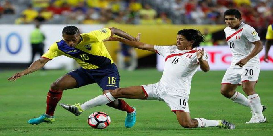 Ecuador remonta para empatar a Perú