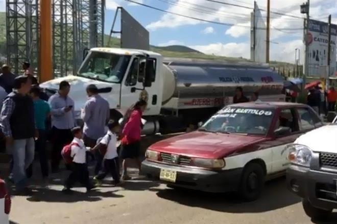 CNDH desaprueba humillación contra policías retenidos en Oaxaca - pipa-federales