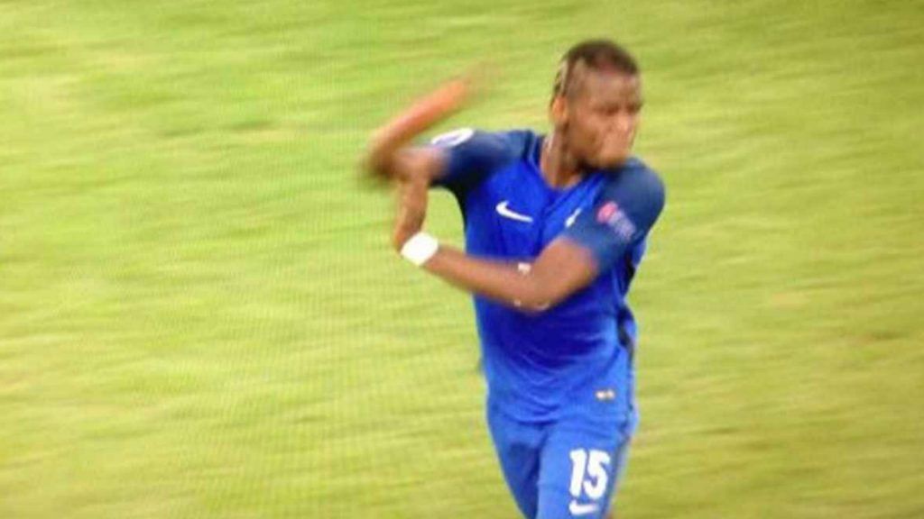 Video: cuestionan a Pogba por polémica celebración - pogba-gesto-1024x576