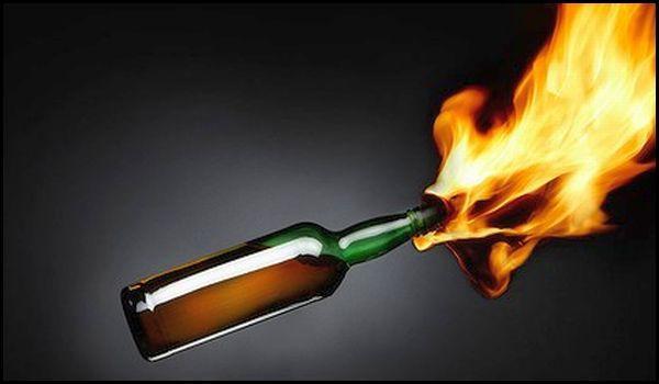 Detonan bombas molotov en PRD de Veracruz