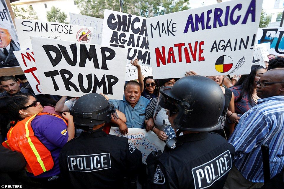 Agreden y lanzan huevos a seguidores de Donald Trump - protestas-trump-14