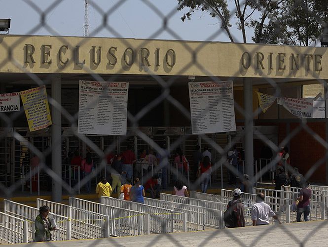 Auto de formal prisión a custodios involucrados en fuga de secuestradores - reclusoriooriente_g