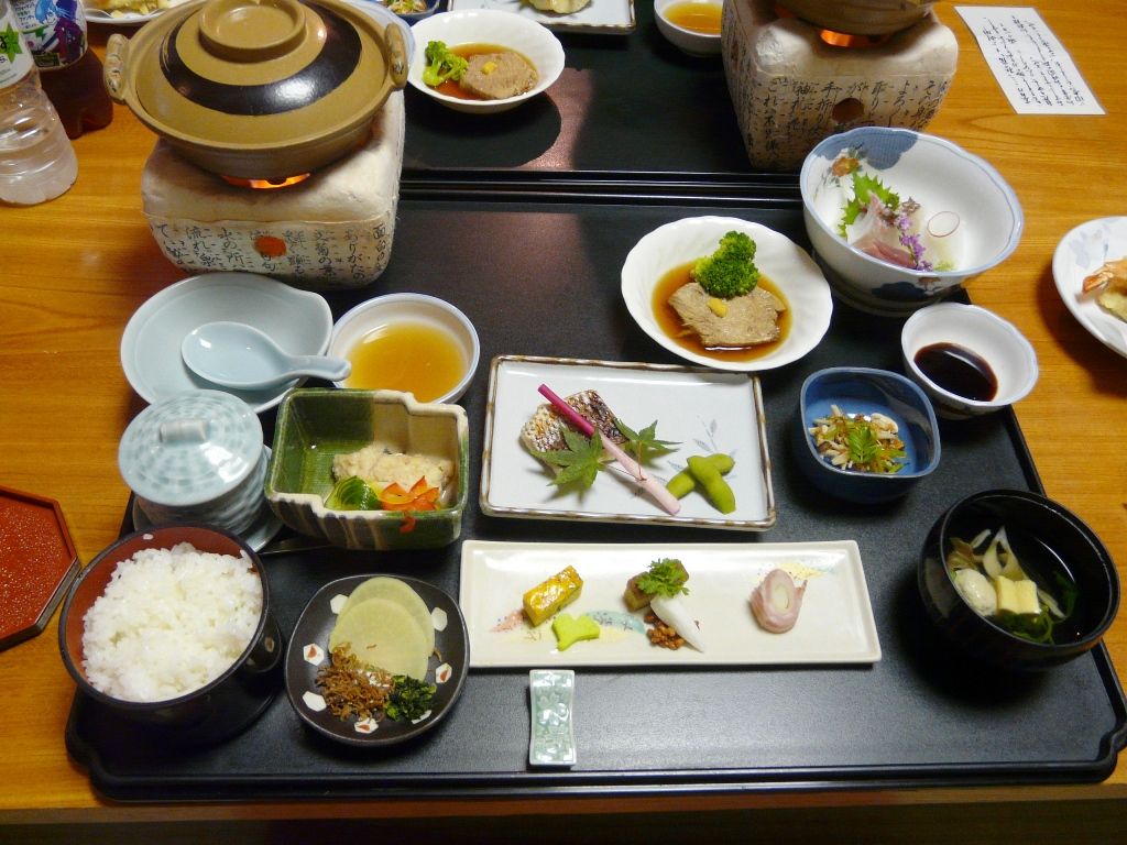 Cierra uno de los mejores restaurantes en Japón por intoxicación de 14 personas - restaurante-japonés