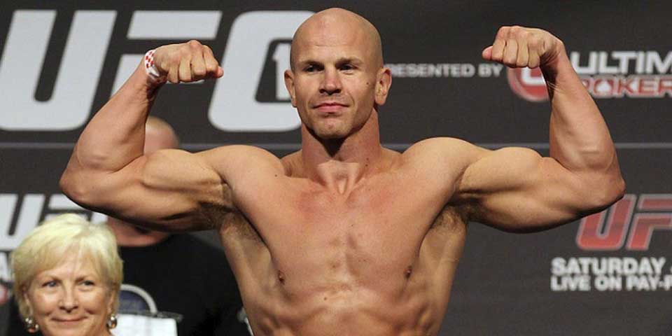 Muere expeleador de UFC atropellado en Canadá