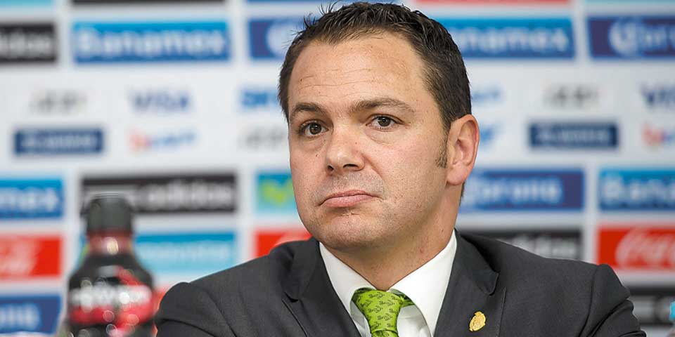 Santiago Baños deja dirección de Selecciones Nacionales