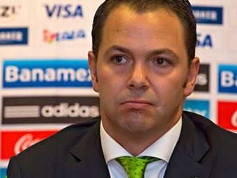 Futuro de Osorio se definirá el miércoles - santiago-baños