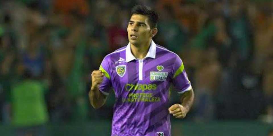 Silvio Romero ya es jugador del América