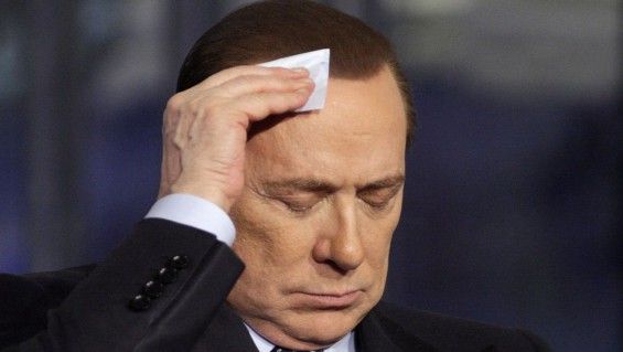 Operan del corazón a Silvio Berlusconi