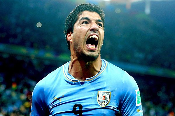 Hermano de Luis Suárez explota contra el técnico uruguayo