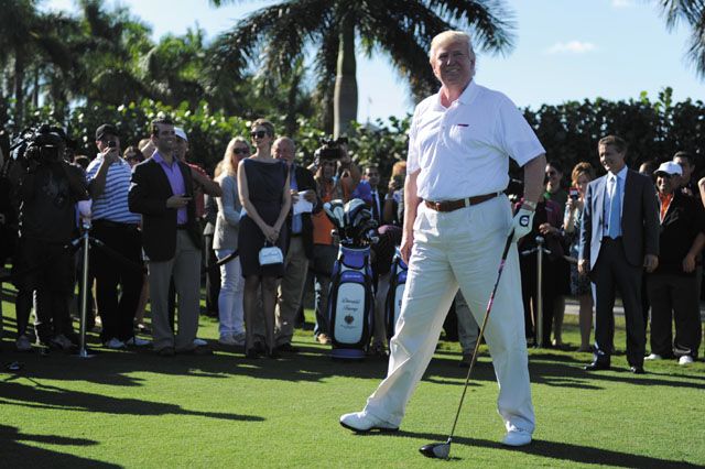 Enfurece Trump por cambio de sede de torneo de golf - trump-floridagolfmagazine