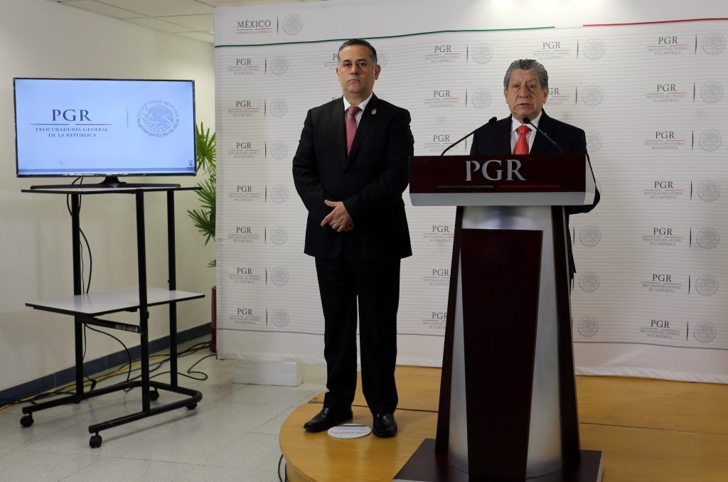 Asegura PGR 26 millones de cigarros ilegales en la Ciudad de México - 031K9785-1024x678