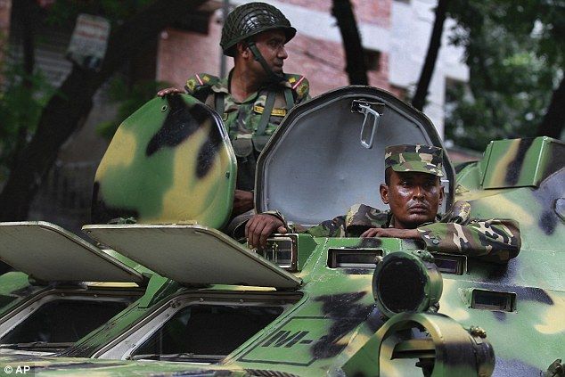 Terroristas en Bangladesh perdonaron a quien podía recitar el Corán - 07