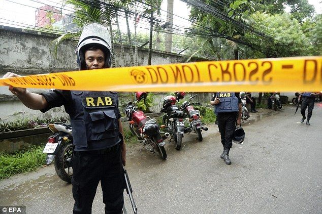 Terroristas en Bangladesh perdonaron a quien podía recitar el Corán - 11