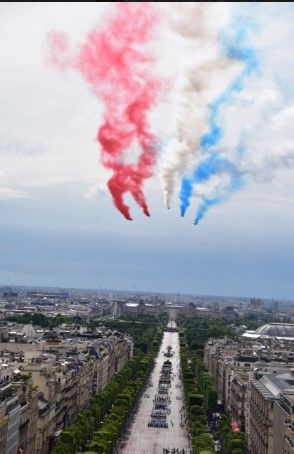 Francia celebra el 14 de julio con desfile militar - 14-de-julio-Defense_gouv