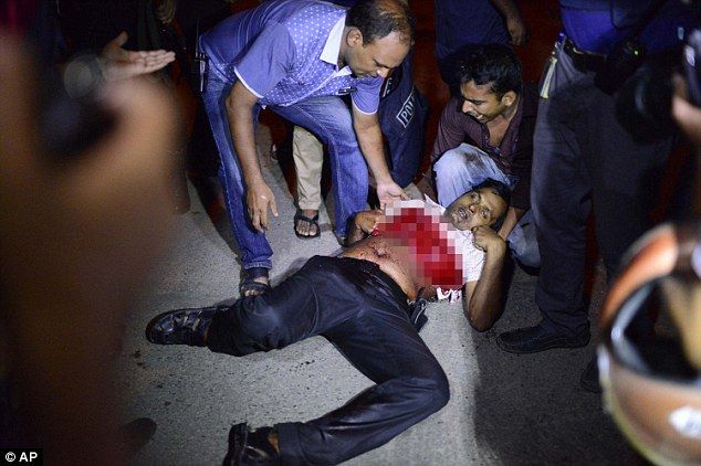 Terroristas en Bangladesh perdonaron a quien podía recitar el Corán - 15
