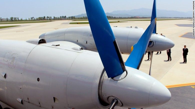 Los aviones "retro" de Corea del Norte - 160630215839-north-korea-air-koryo-il-18-prop-exlarge-169