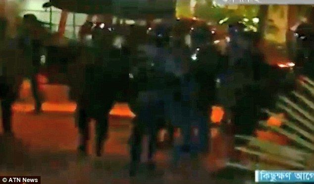 Terroristas en Bangladesh perdonaron a quien podía recitar el Corán - 25