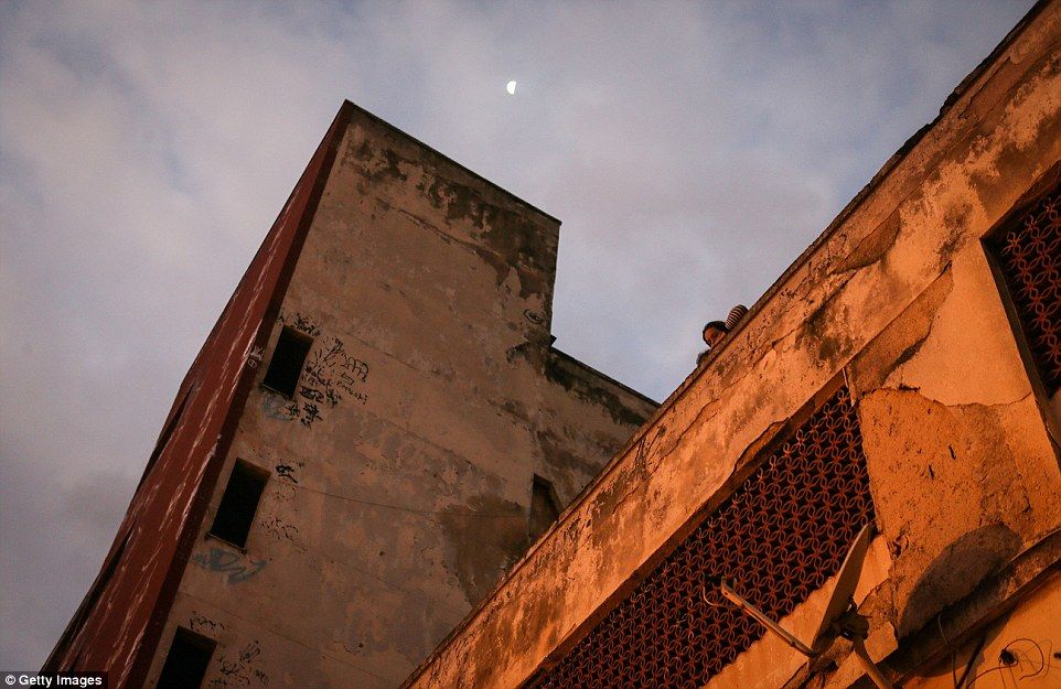 La sombra de los Juegos Olímpicos de Río 2016 - 3641D5BD00000578-0-image-a-111_1468480608793