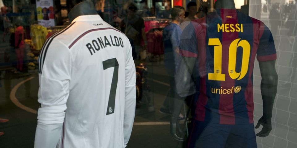 Los futbolistas que más playeras venden en el mundo