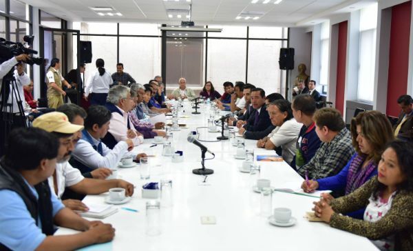 Concluye sin acuerdos mesa de diálogo entre CNTE y Segob Concluye sin acuerdos mesa de diálogo entre CNTE y Segob