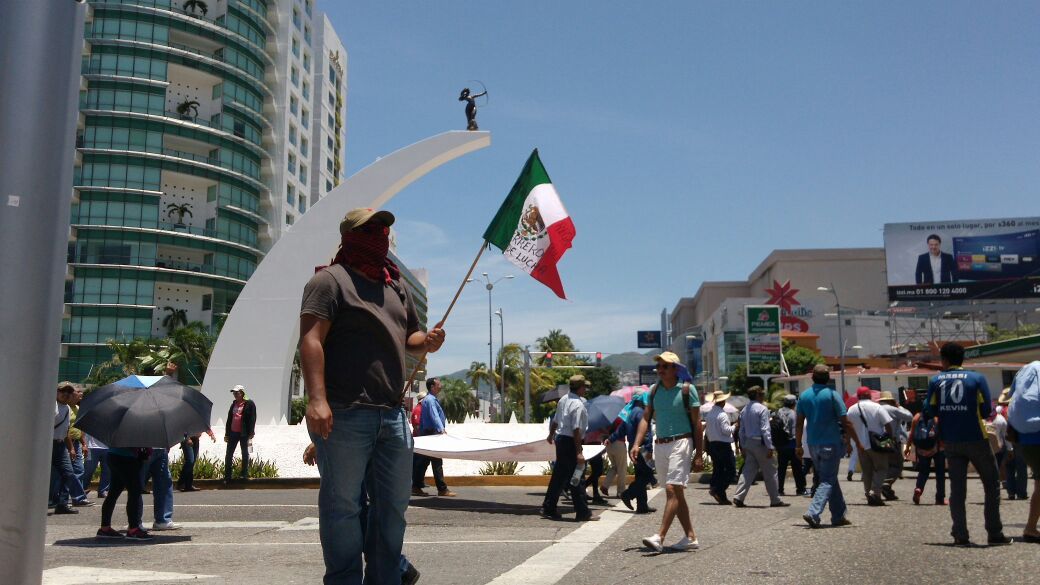 CETEG instalaría plantón en Acapulco por despidos de maestros