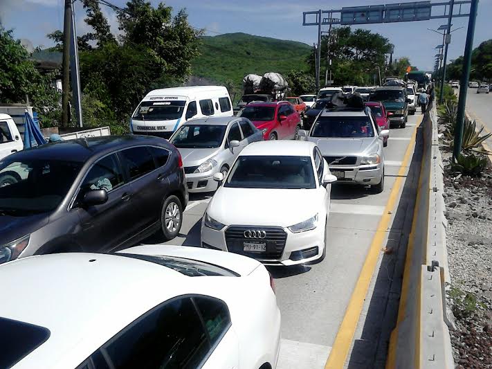 Café Político: ¿cómo restablecer el orden si la CNTE no cede?