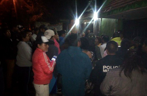 Intentan linchar a presuntos ladrones en el Estado de México - Captura-de-pantalla-2016-07-11-a-las-7.45.42-a.m.