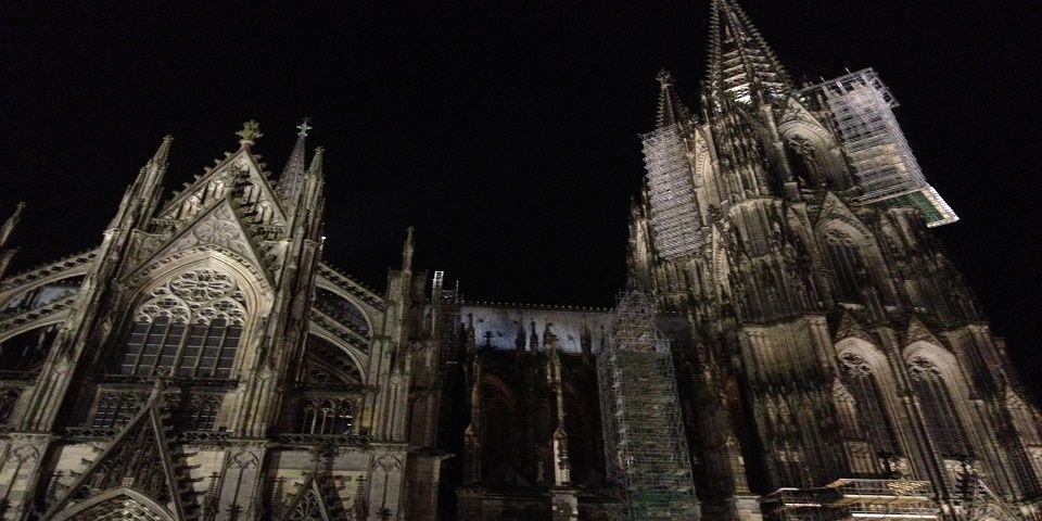 Catedral de Colonia contrata abogado para detener a Pokémon go