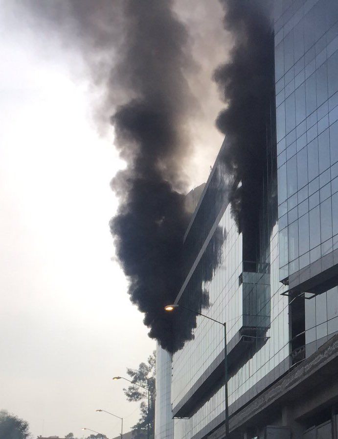 Incendio en Santa Fe - CncebkMUIAAicLo