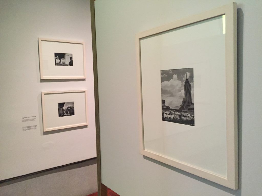 Último fin de semana para ver la exposición de Nacho López en Bellas Artes - El-fotoperiodista-capturó-la-imagen-de-la-Ciudad-de-México-1024x768