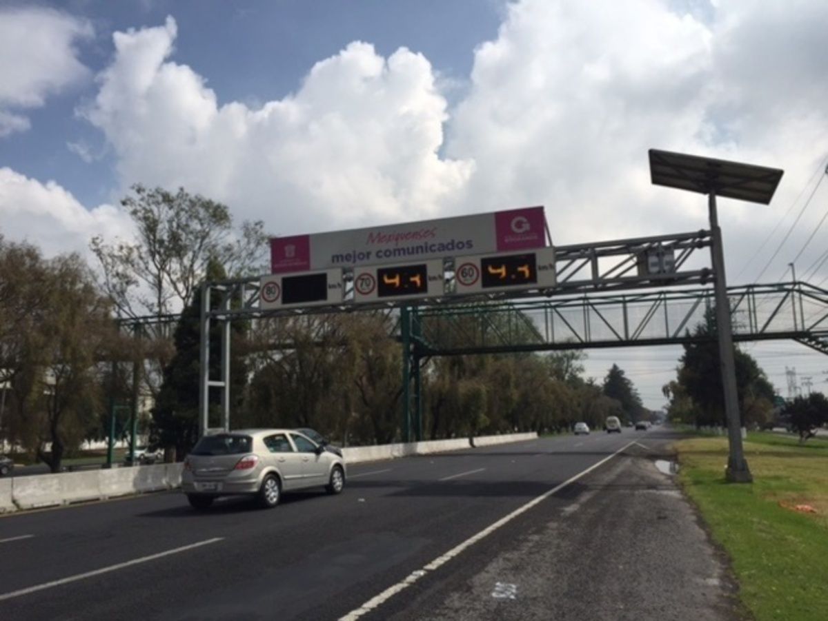 Suspenden fotomultas en el Estado de México