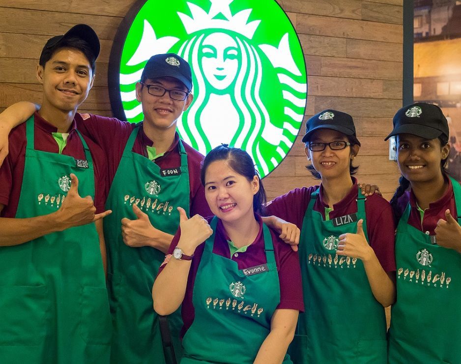 Starbucks abre su primera tienda con baristas sordos - FqFAYtCM-1200-800