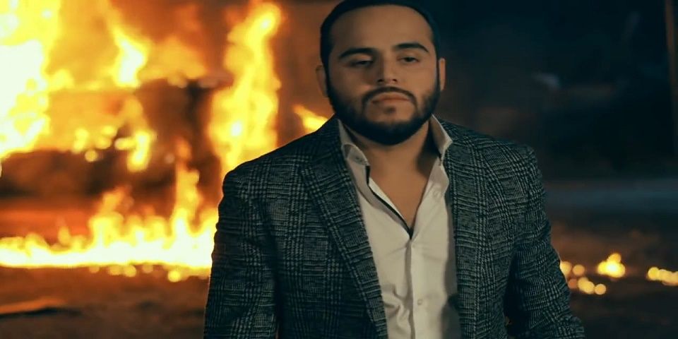 Giran orden de aprehensión contra Gerardo Ortiz Giran orden de aprehensión contra Gerardo Ortiz