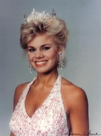 Ex conductora acusa a CEO de Fox News por acoso sexual - Gretchen-Carlson-miss-america