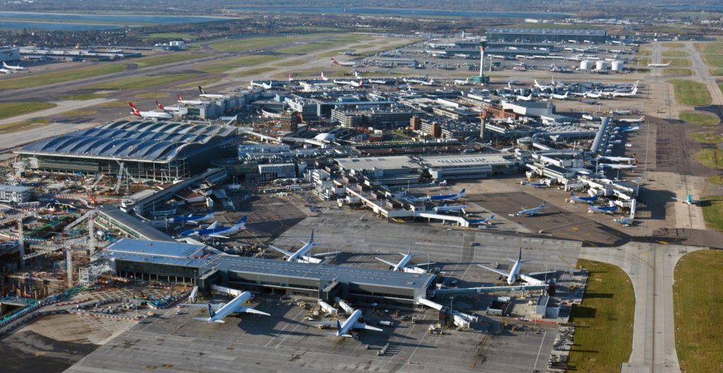 Los 15 aeropuertos con mayor tráfico de pasajeros en el mundo - Heathrow-International-Airport-1024x529
