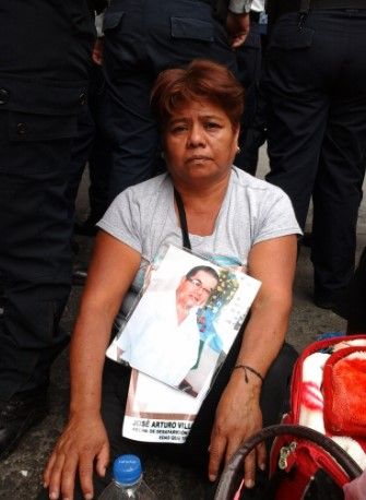 Madres de desaparecidos entran en huelga de hambre - Huelga-de-hambre-somoselmedio2