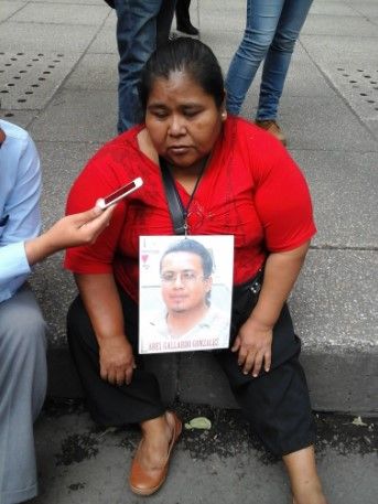 Madres de desaparecidos entran en huelga de hambre - Huelga-de-hambre-somoselmedio3