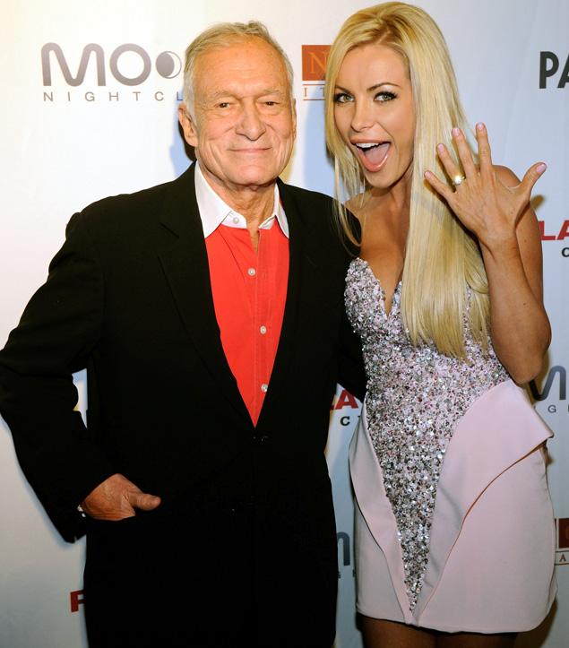 Los famosos que se casaron sin importar la edad - Hugh-Hefner-Crystal-Harris