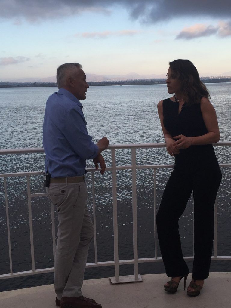 Kate del Castillo volverá a México hasta aclarar situación legal - Kate-del-Castillo-Jorge-ramos-768x1024