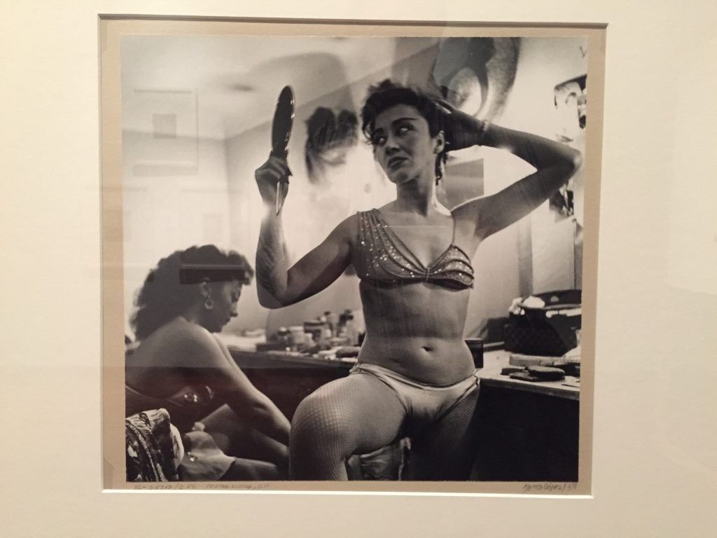 Último fin de semana para ver la exposición de Nacho López en Bellas Artes - La-vida-noctura-es-una-de-las-temáticas-de-la-obra-de-Nacho-López-1024x768