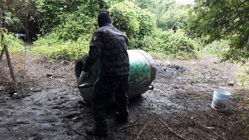 Aseguran laboratorio de drogas sintéticas en Colima