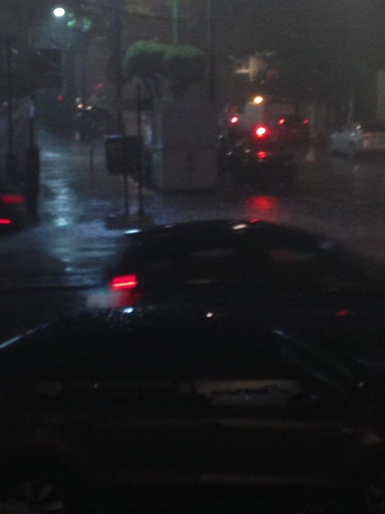 Fuertes lluvias en la Ciudad de México - Lluvia-Anzures-768x1024