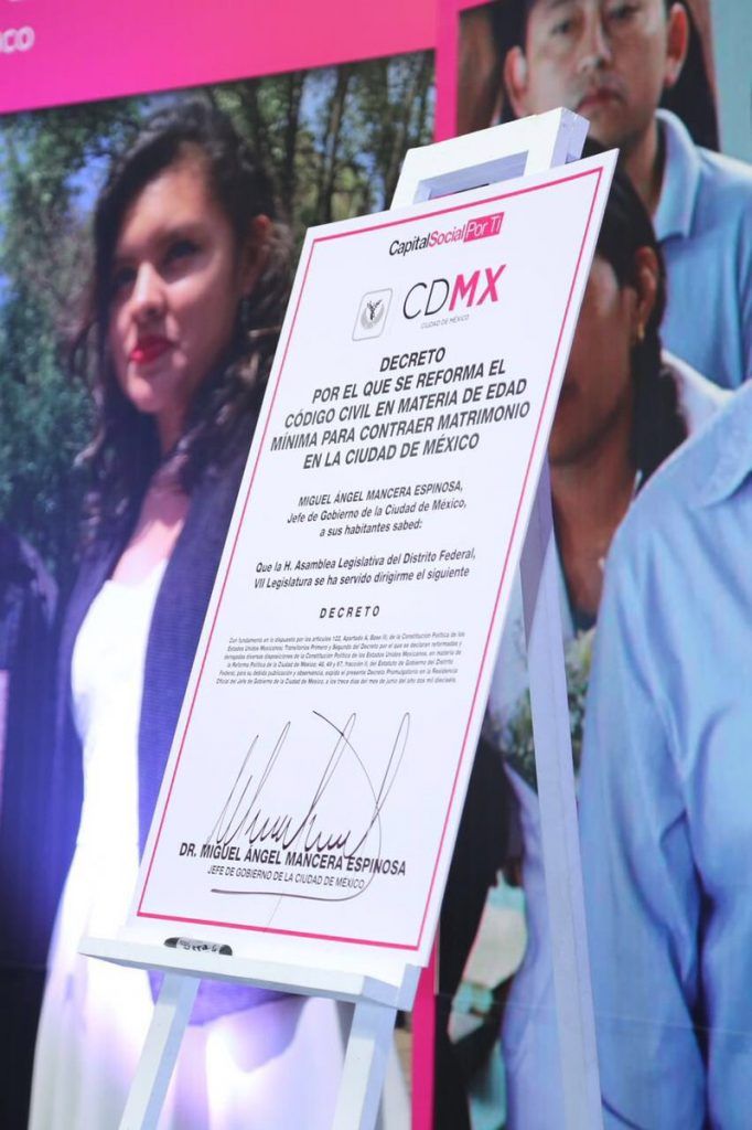 Prohíben matrimonios entre menores de edad en la CDMX - Mancera-Matrimonios-3-682x1024