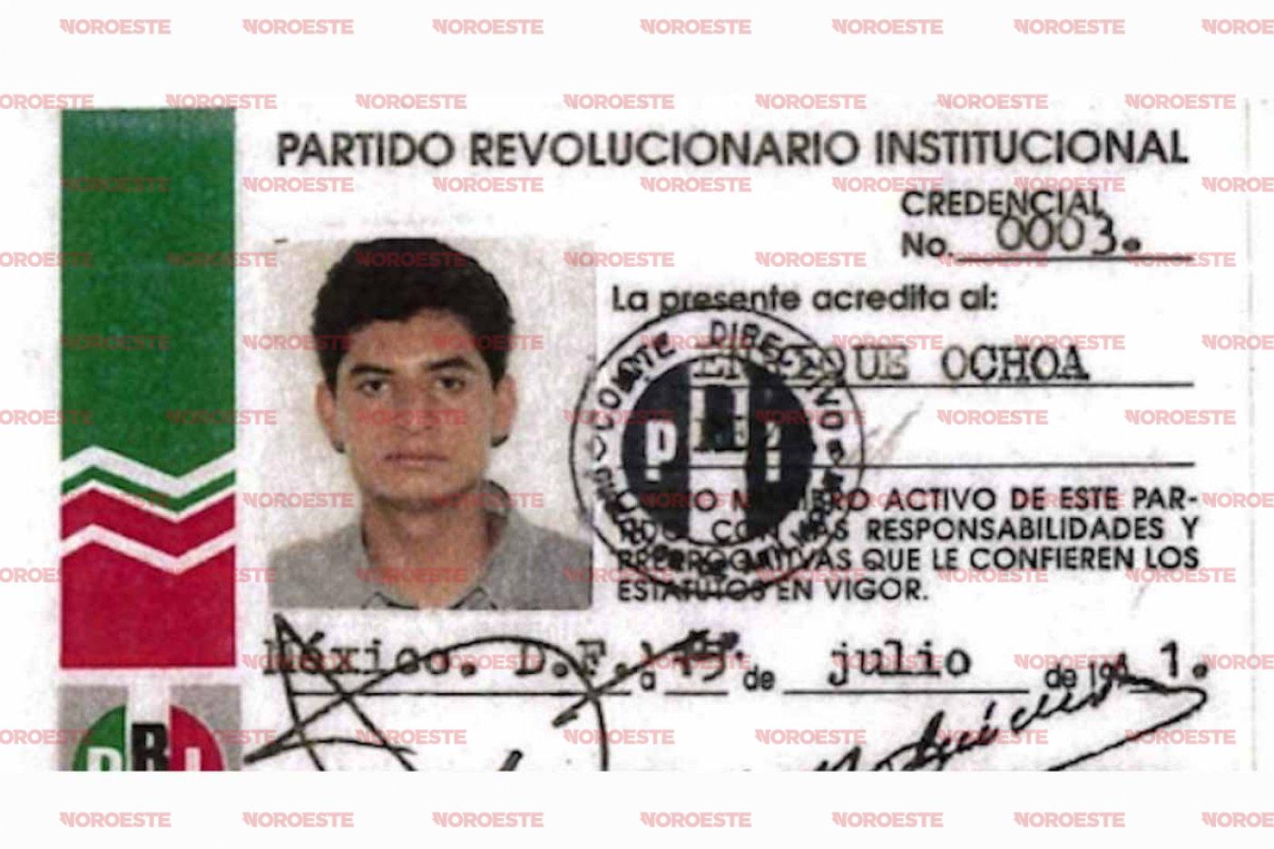 "El PRI será un partido de puertas abiertas": Ochoa - Ochoa-Reza-PRI-credencial