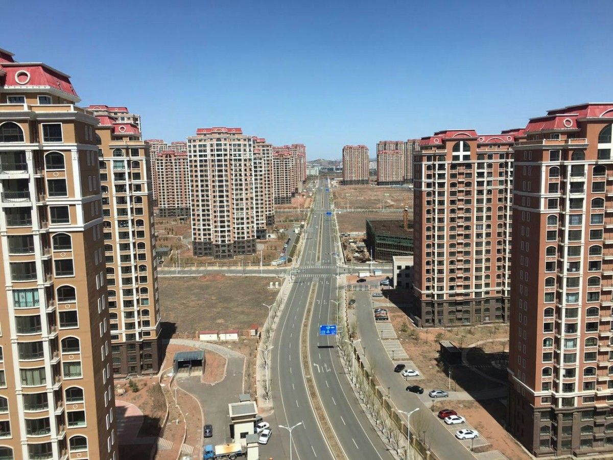 Ordos, la gran ciudad fantasma de China - Ordos-Kangbashi-empty-apartments-1200x900