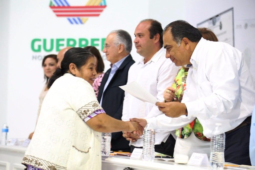 Se moderniza el registro civil en Guerrero - SE-MODERNIZA-EL-REGISTRO-CIVIL-EN-GUERRERO-HÉCTOR-ASTUDILLO2-1024x683