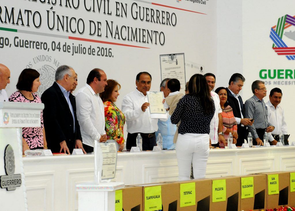 Se moderniza el registro civil en Guerrero - SE-MODERNIZA-EL-REGISTRO-CIVIL-EN-GUERRERO-HÉCTOR-ASTUDILLO3-1024x731