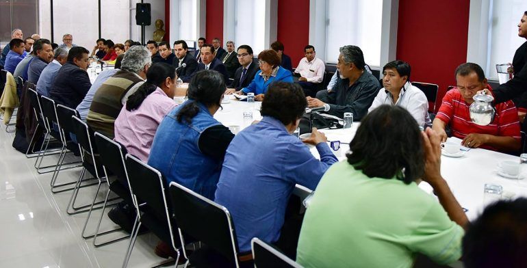 En negociación despidos, descuentos y casos especiales en reunión Segob-CNTE